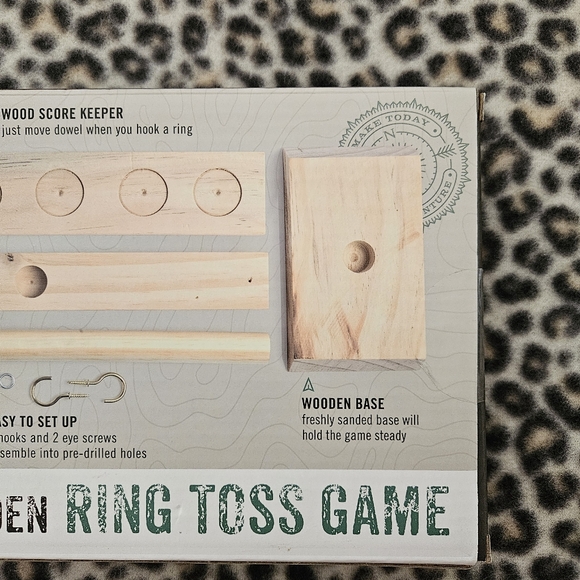 Meridian Point Wooden Ring Toss Game, Catch The Ring On The Hook, New in Box NIB - Picture 6 of 7
